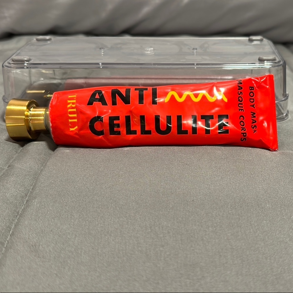 Red Anti-Cellulite Body Mask